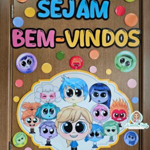 Decoração de porta volta às aulas divertidamente